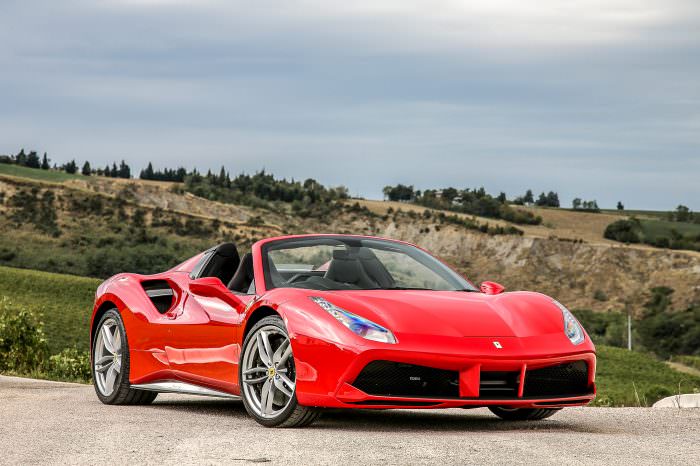 เช่า Ferrari 488 Spider กรุงเทพ (ซูเปอร์คาร์เปิดประทุนสีแดง V8) — Rent Ferrari 488 Spider Thailand