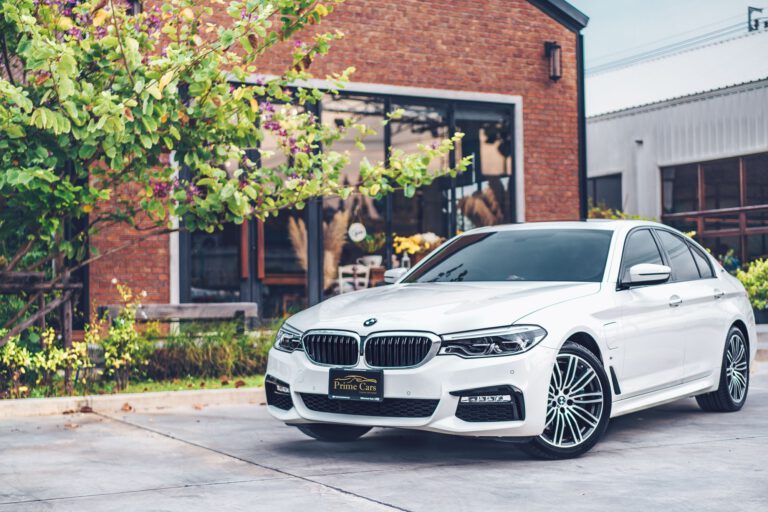 เช่ารถ BMW 530e M Sport รุ่นท้อป
