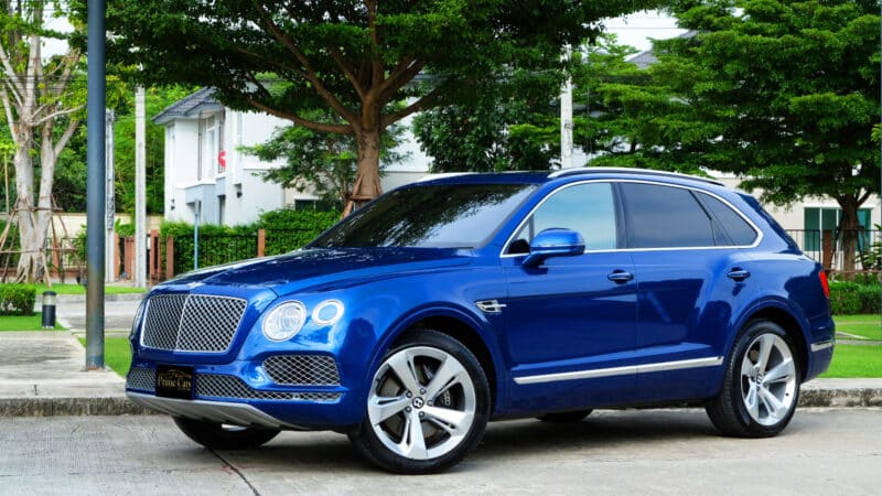 เช่า Bentley SUV Bentayga