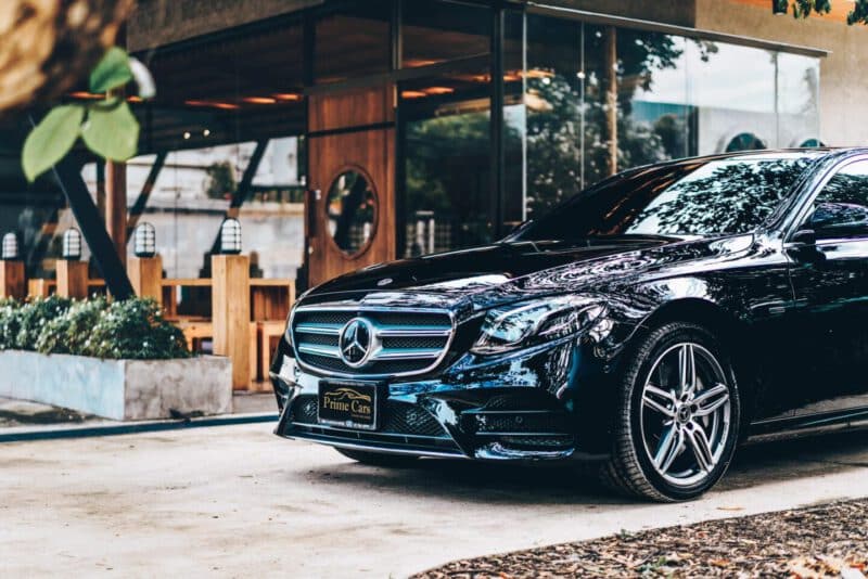 เช่ารถเบนซ์ E350e AMG