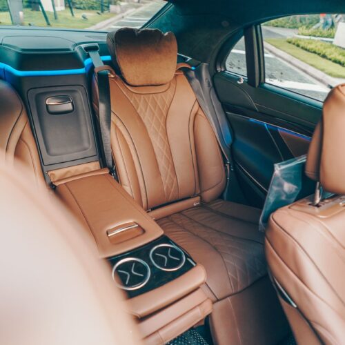 เบาะหลัง Mercedes-Benz S Class 2021 เช่าขับเอง