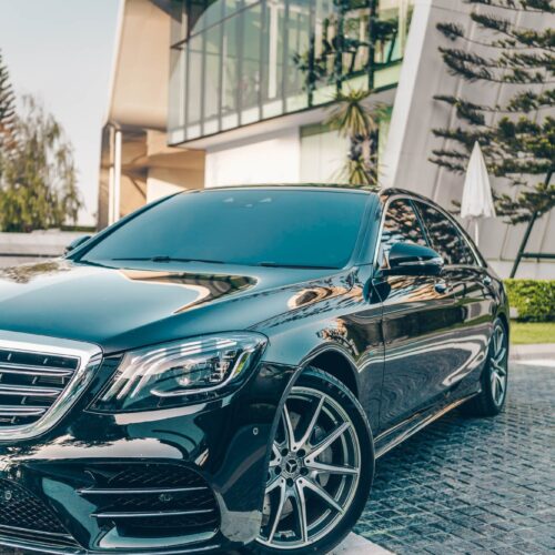 ไฟหน้าของ Mercedes-Benz S Class 2021 เช่าขับเอง