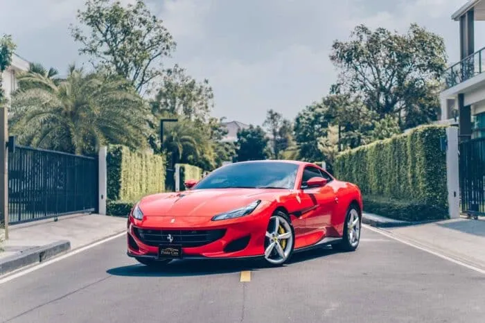 เช่า Ferrari Portofino กรุงเทพ (ซุปเปอร์คาร์ GT เปิดประทุน V8 600 แรงม้า) — Rent Ferrari Portofino Thailand