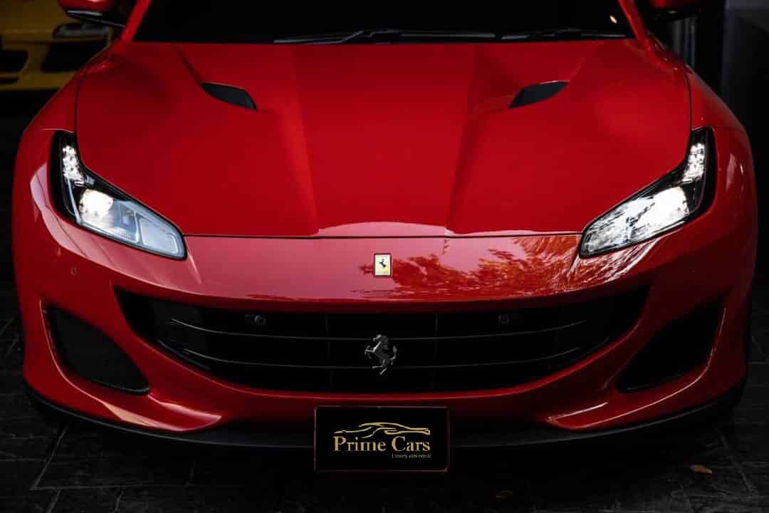 เช่า Ferrari Portofino