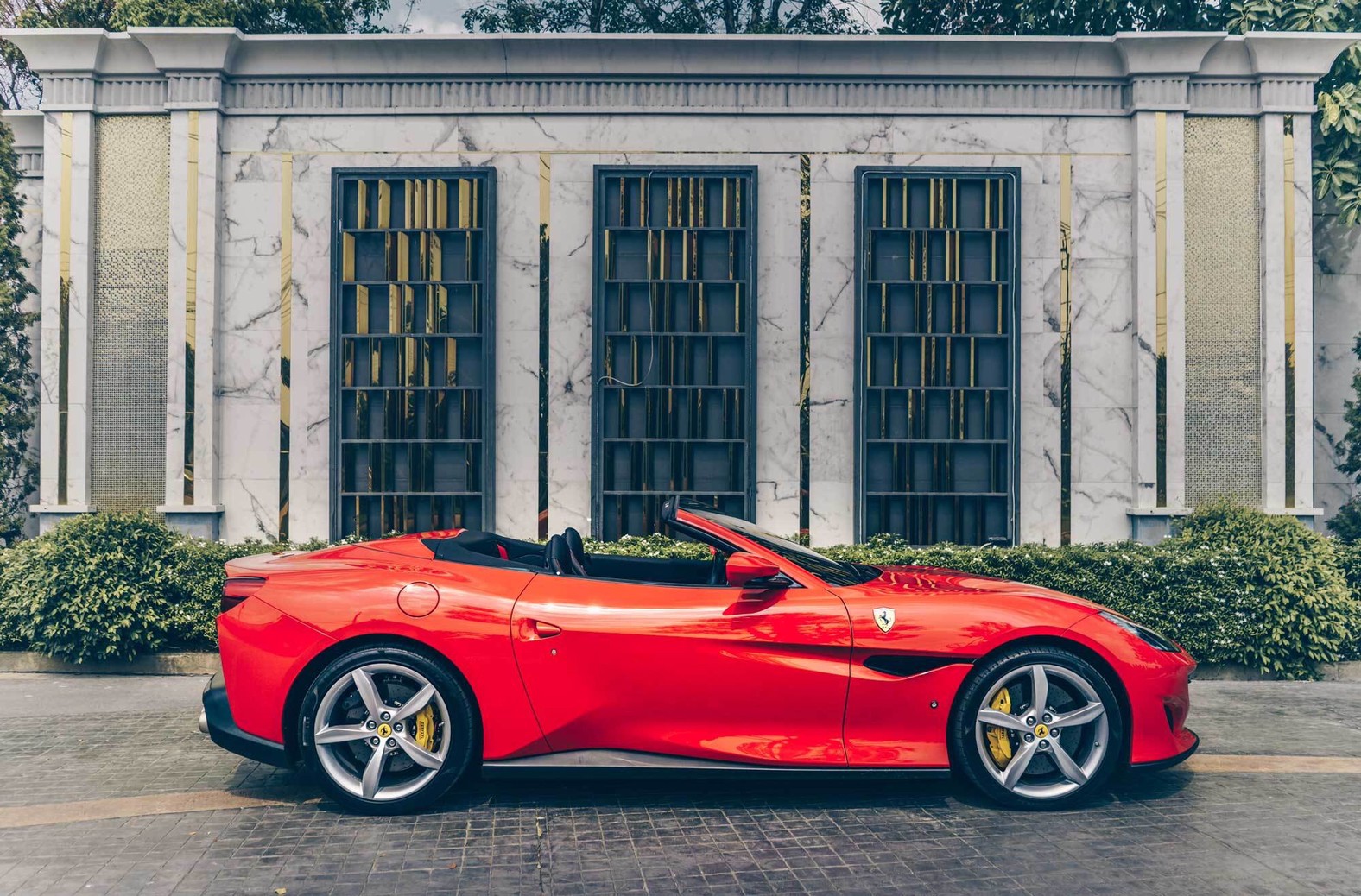 เช่ารถแต่งงาน Ferrari Portofino
