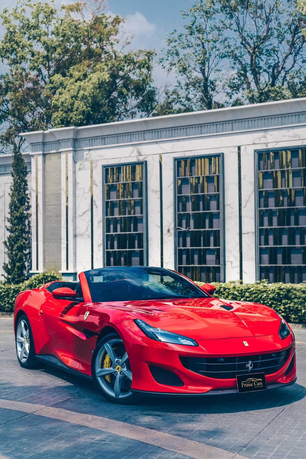 เช่ารถเที่ยว กับ Ferrari Portofino