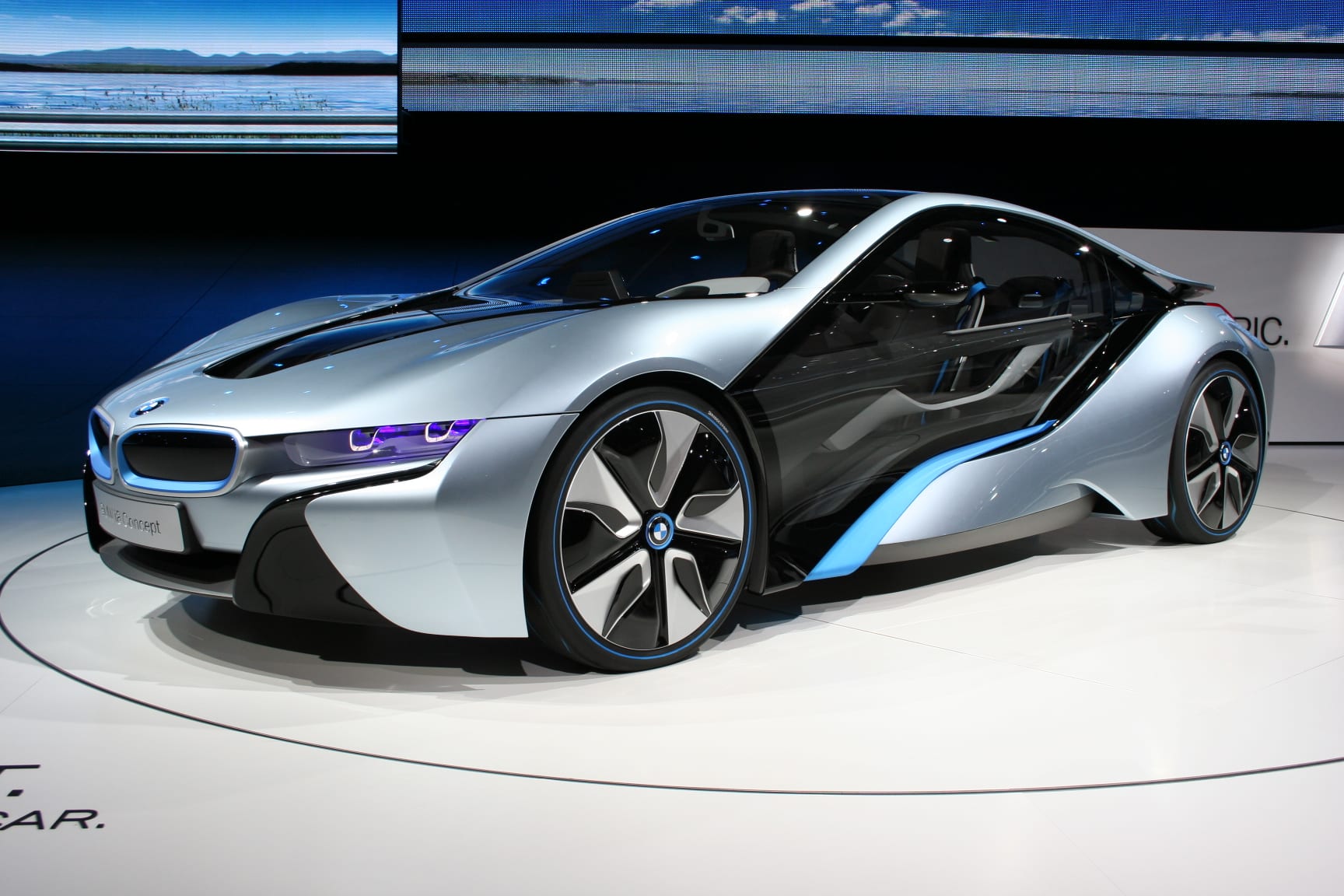 BMW i8 Concept Cars