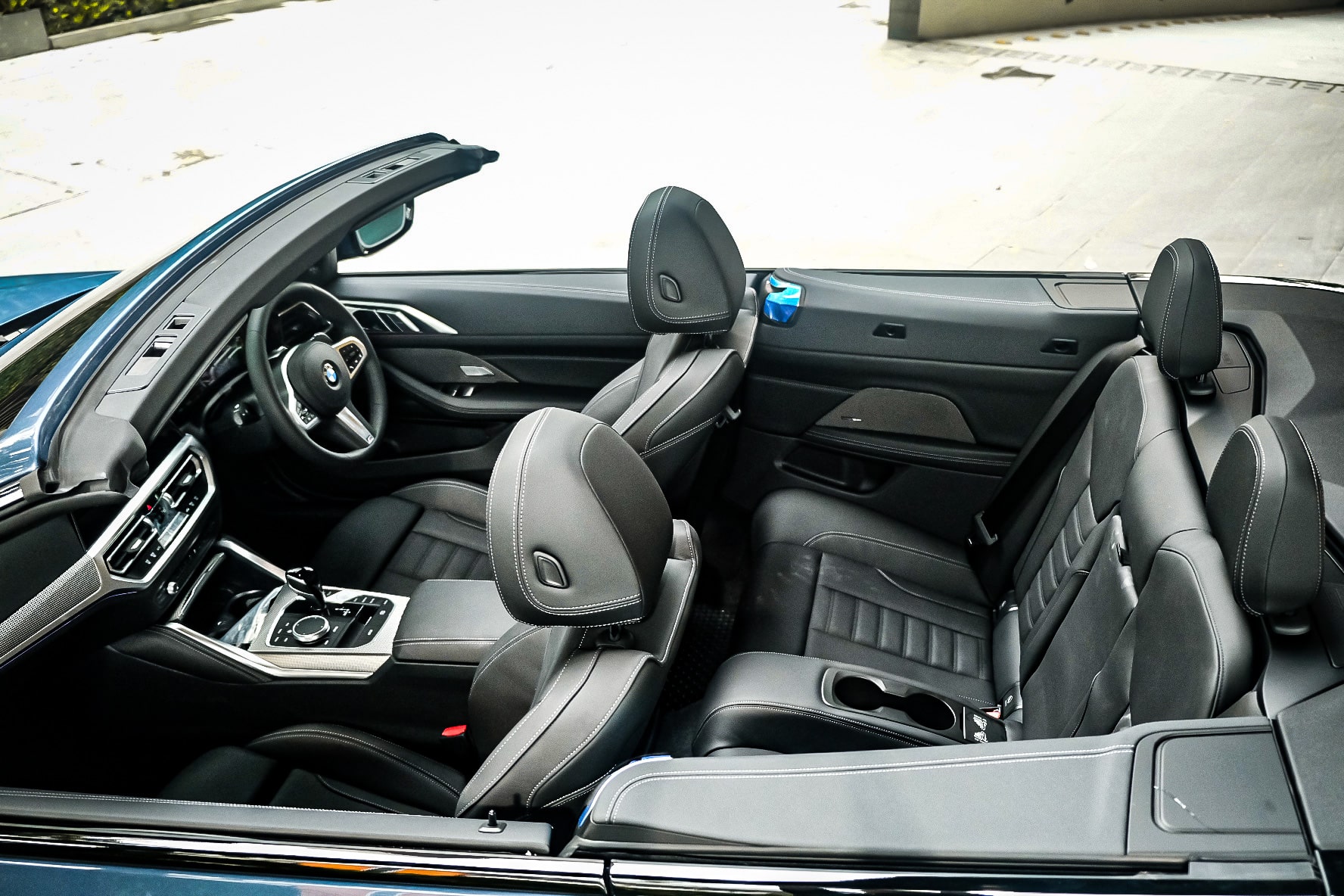 ภายในของ 430i M Sport เปิดประทุน