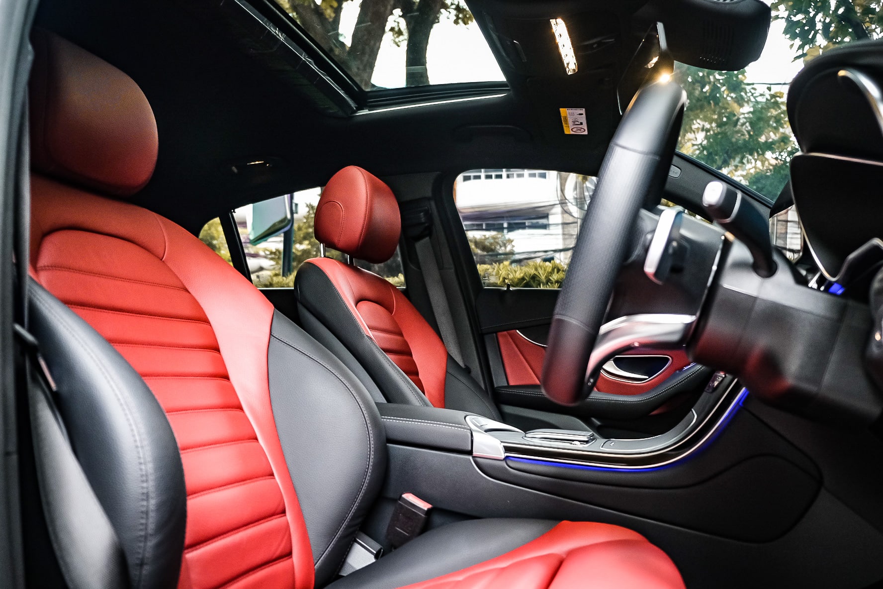 ภายใน ที่นั่งคนขับ เบนซ์ GLC Coupe 2022