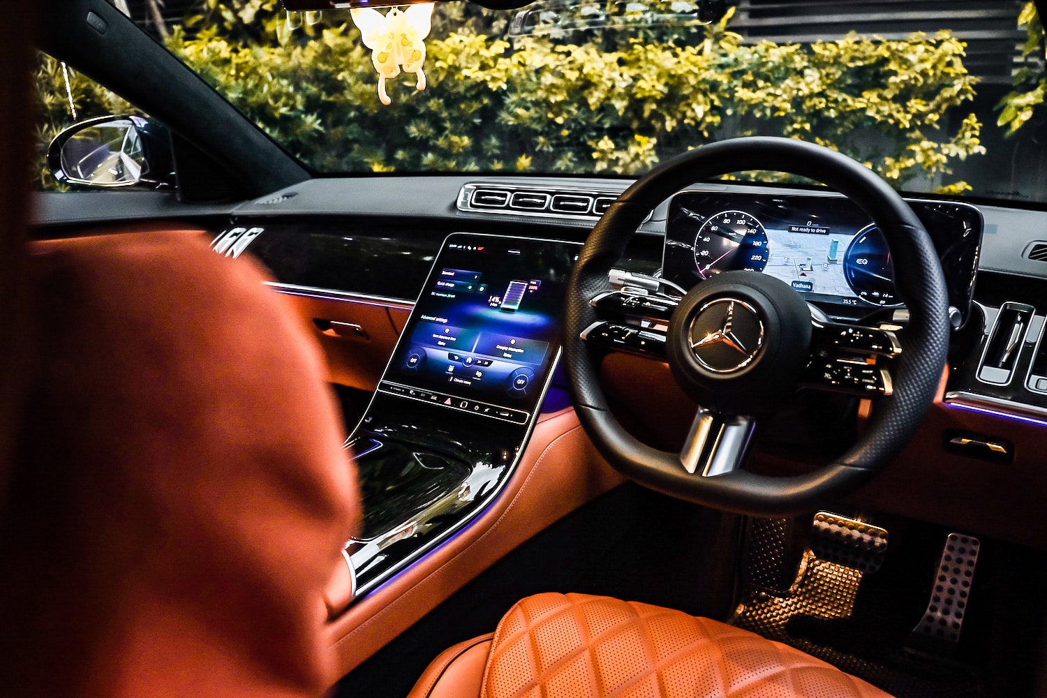 Mercedes-Benz S580e AMG Interior 