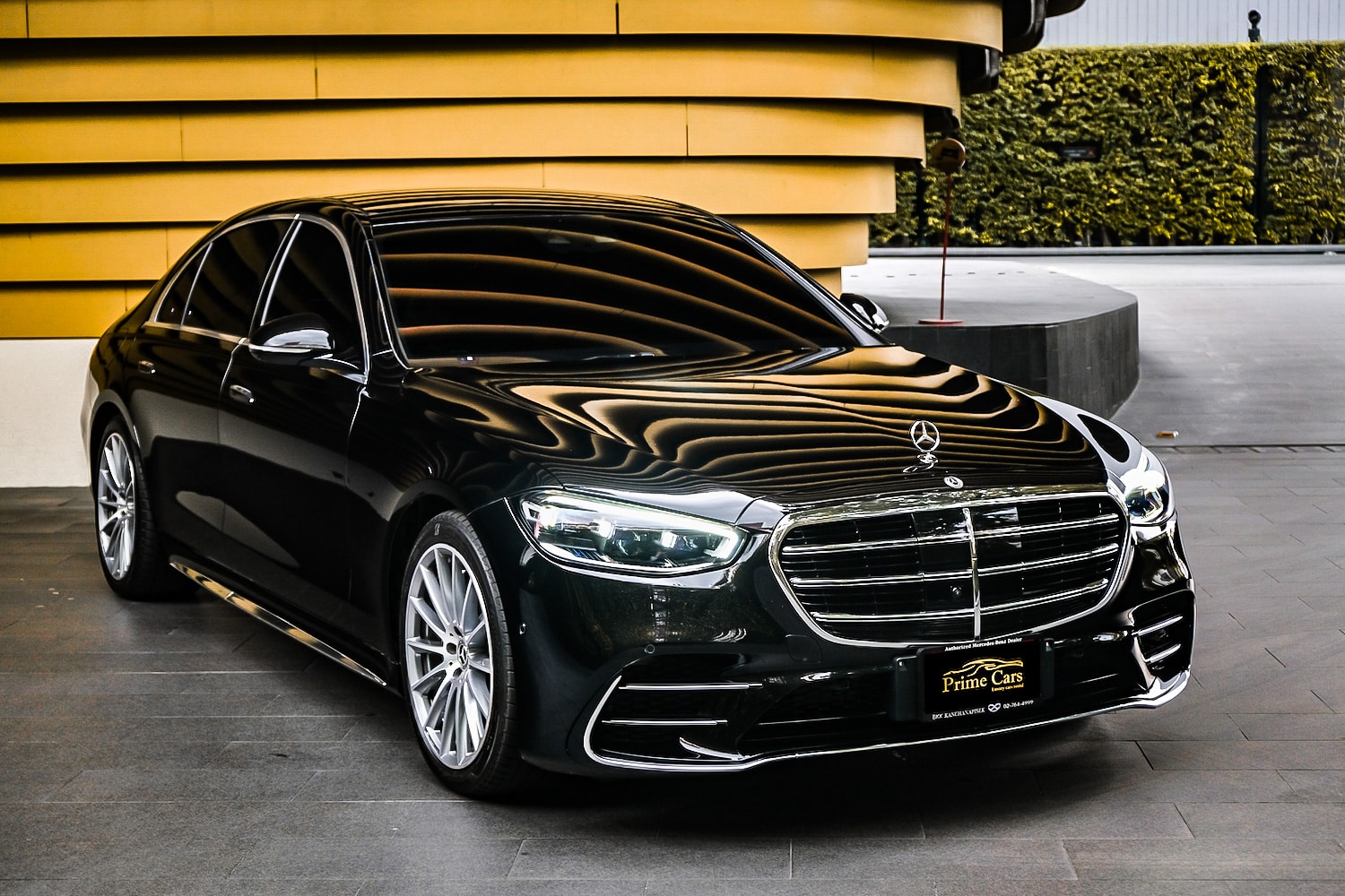 เช่ารถเบนซ์ S Class รุ่นใหม่ล่าสุด 