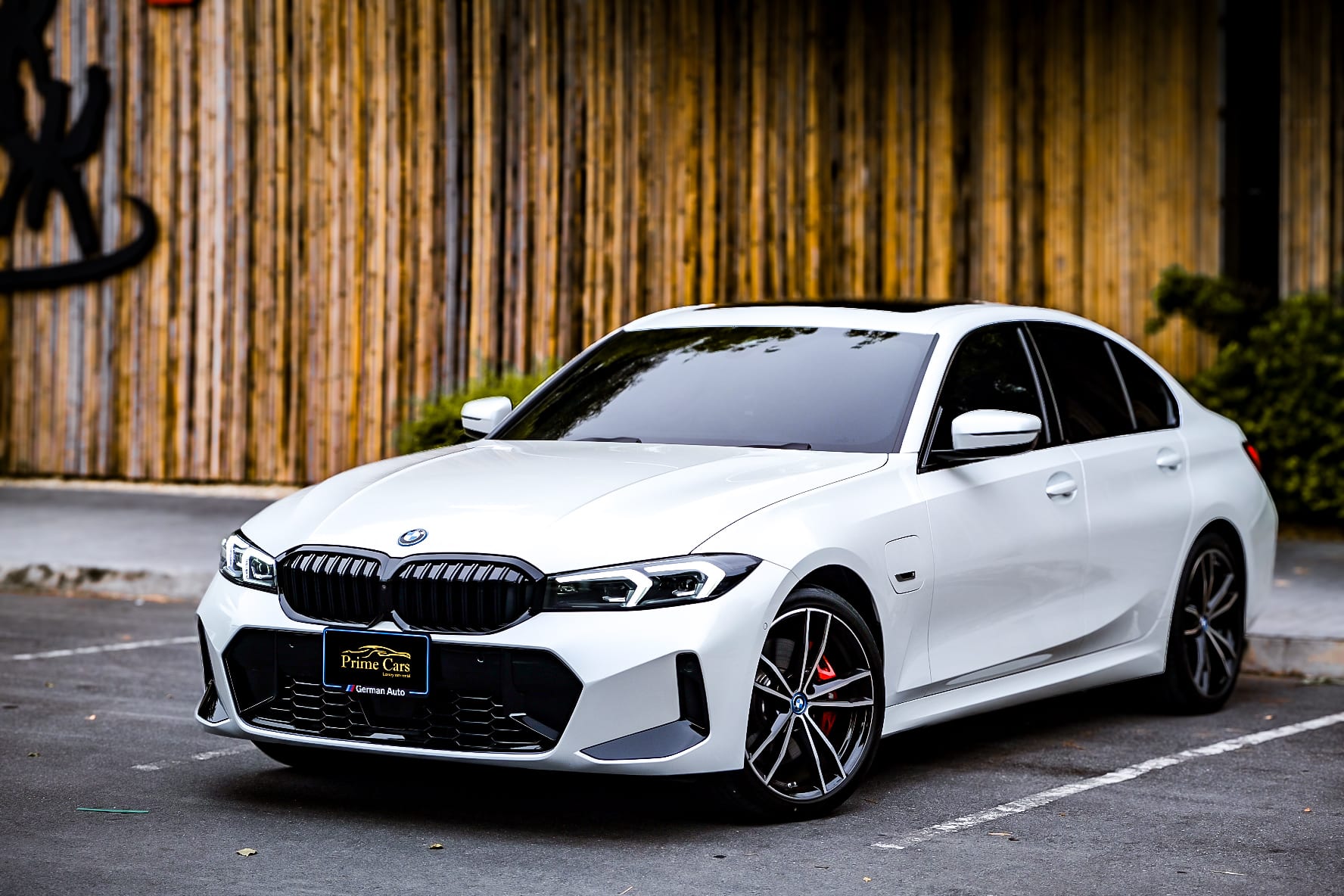 เช่ารถ BMW 330e LCI G20