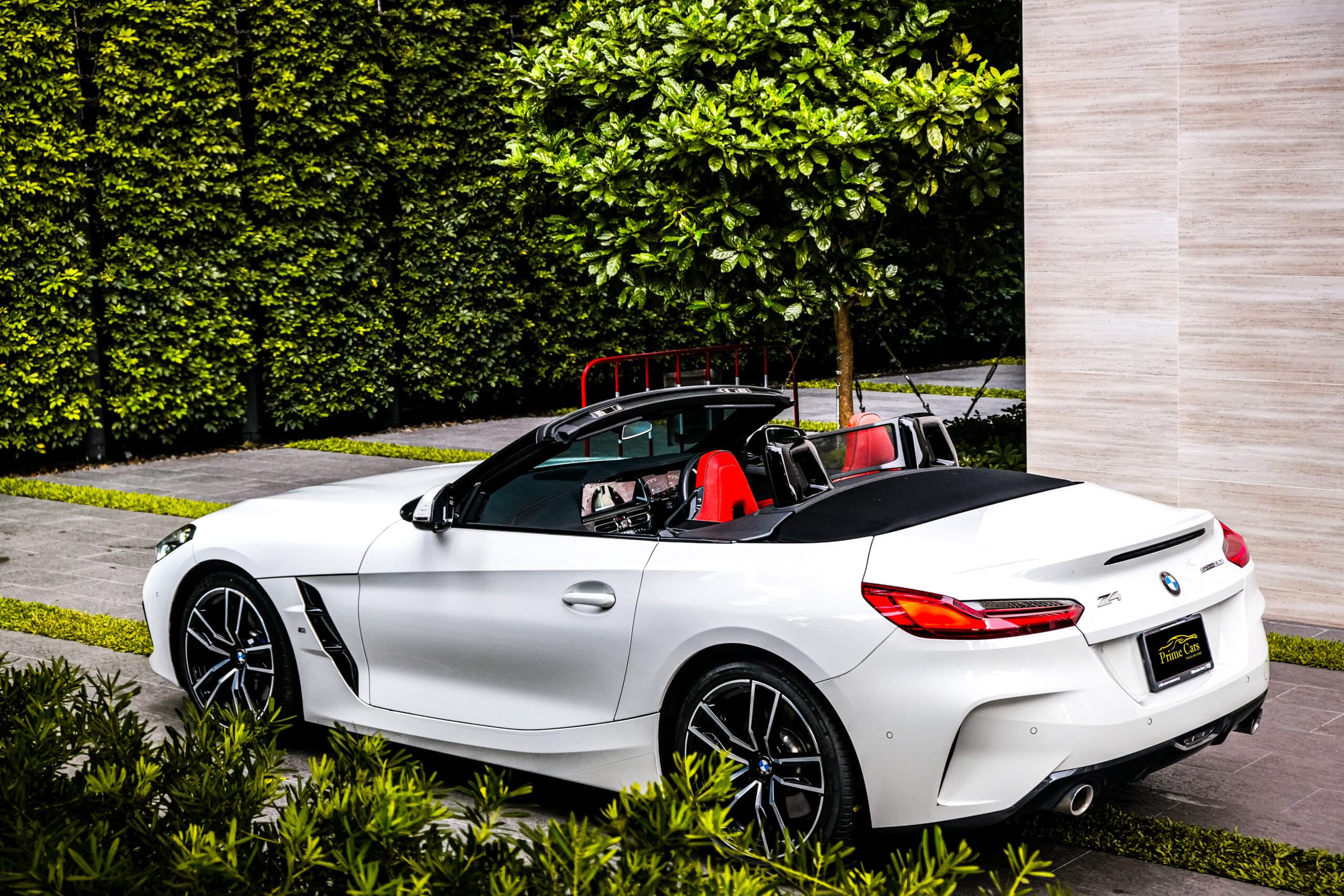 เช่ารถ BMW Z4 30i MY2024
