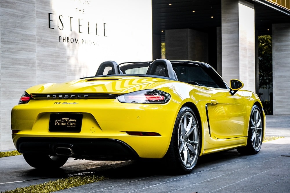 ด้านหลัง Porsche 718 Boxster 2024