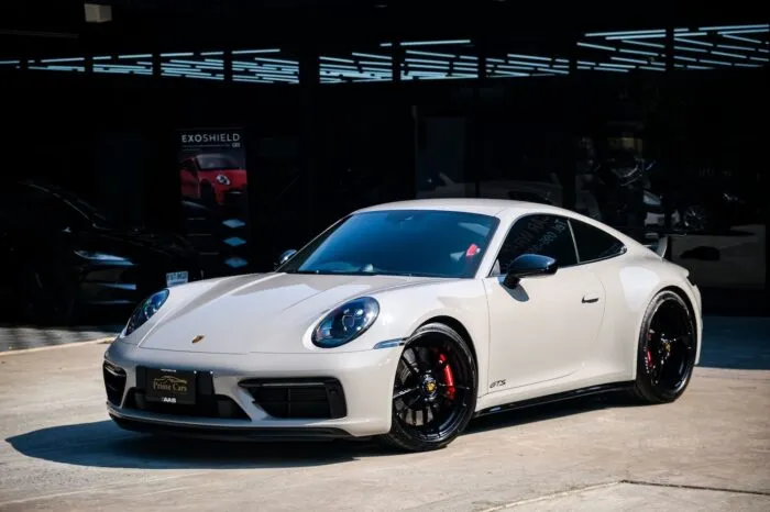 เช่า Porsche 911 Carrera GTS 992 MY2025 กรุงเทพ (T-Hybrid ใหม่ล่าสุด สีขาว) — Rent Porsche 911 GTS Thailand