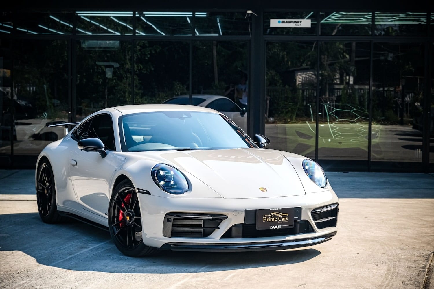 เช่ารถ Porsche 911 GTS 992 รุ่นใหม่ล่าสุด