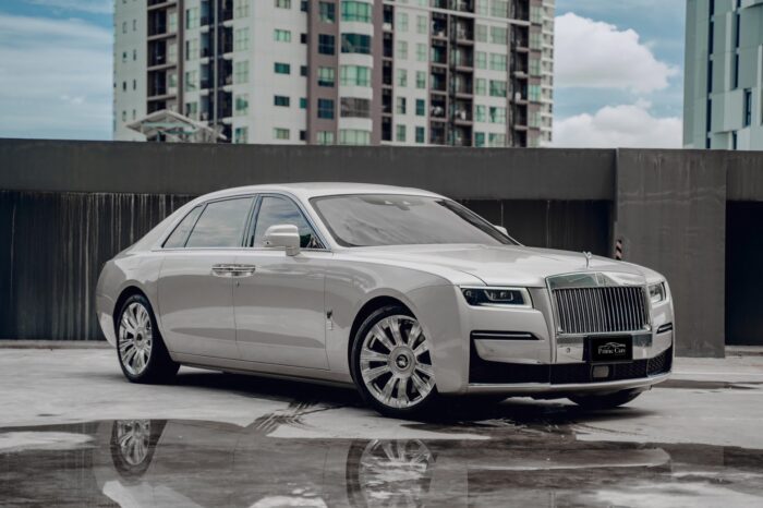 Rolls Royce Ghost 2024