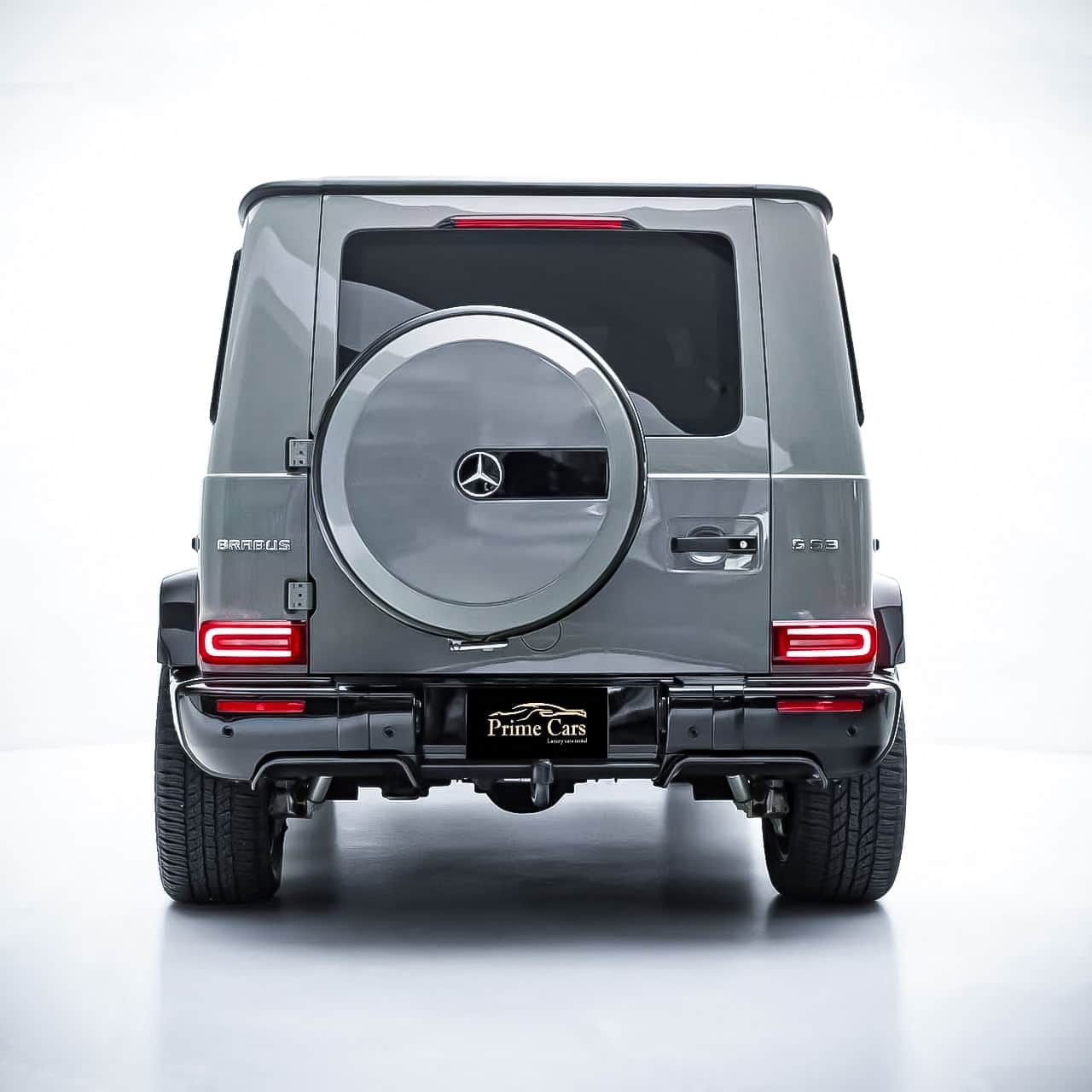 ด้านหลังของ Mercedes AMG G63 พร้อมชุดแต่ง Brabus รอบคัน