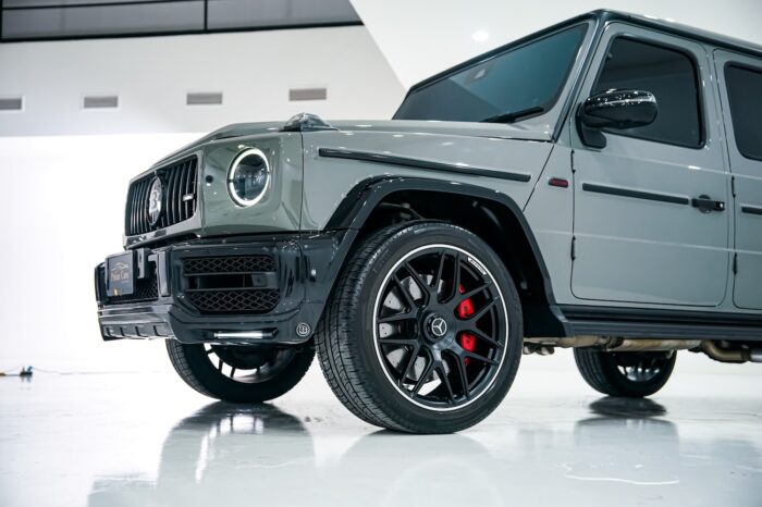 เช่า Mercedes-AMG G63 Brabus กรุงเทพ (G-Wagon ชุดแต่ง Brabus สีเทา) — Rent Mercedes-AMG G63 Brabus Thailand