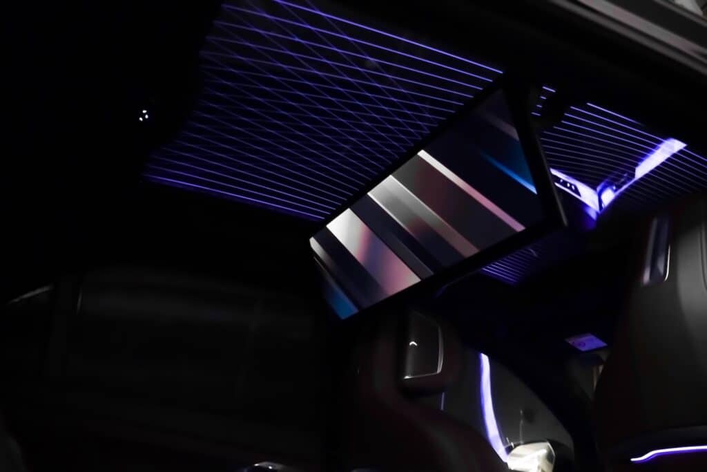 เช่ารถ BMW Series 7 รุ่นใหม่หน้าจอ Theatre Screen