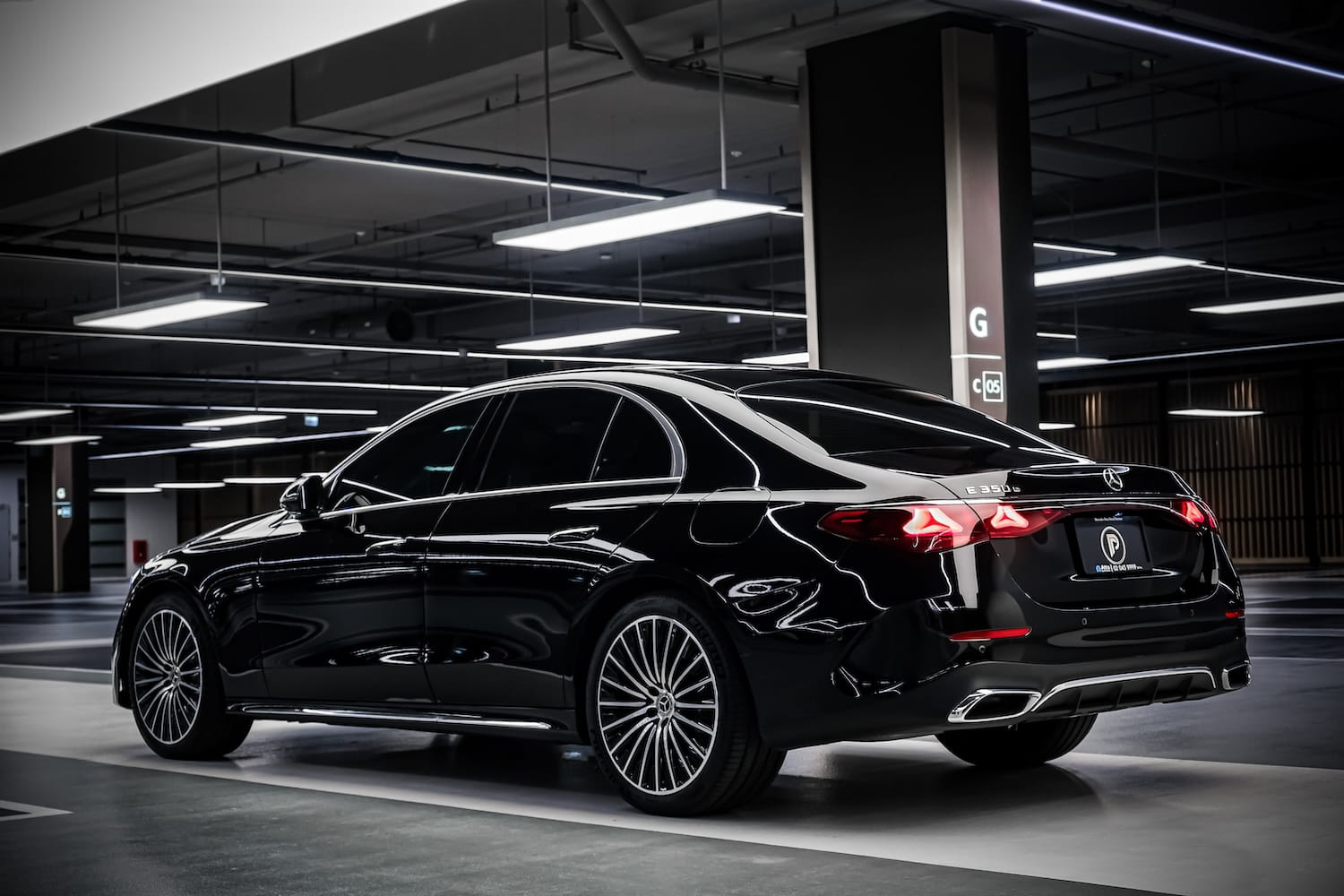 Mercedes-Benz E350e AMG Dynamic W214