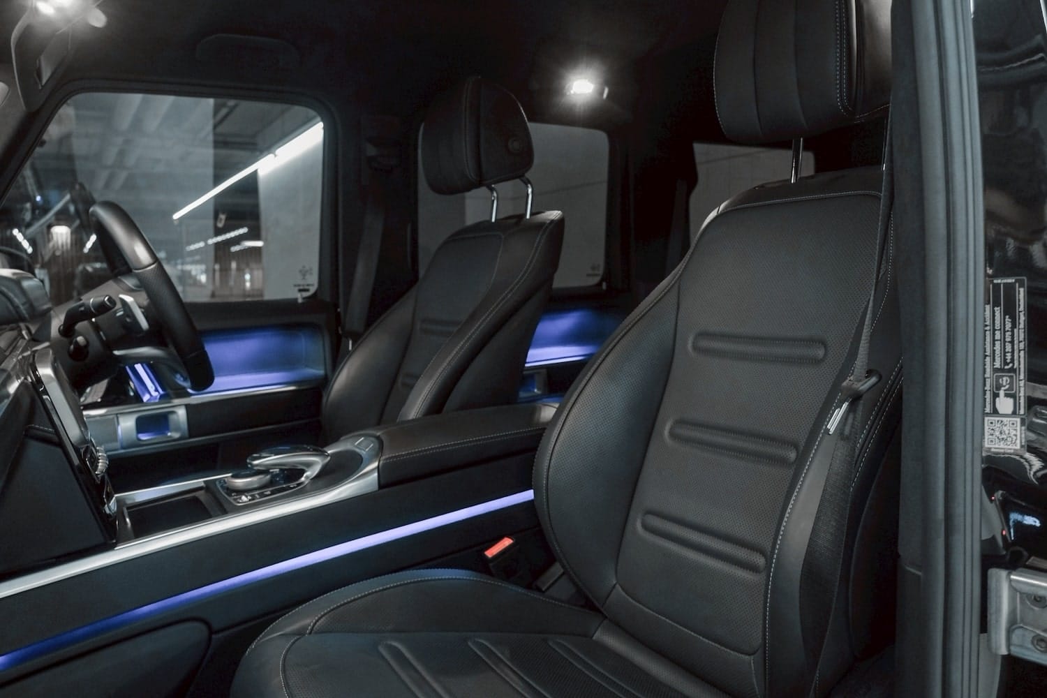 Front Seats of G400d Brabus