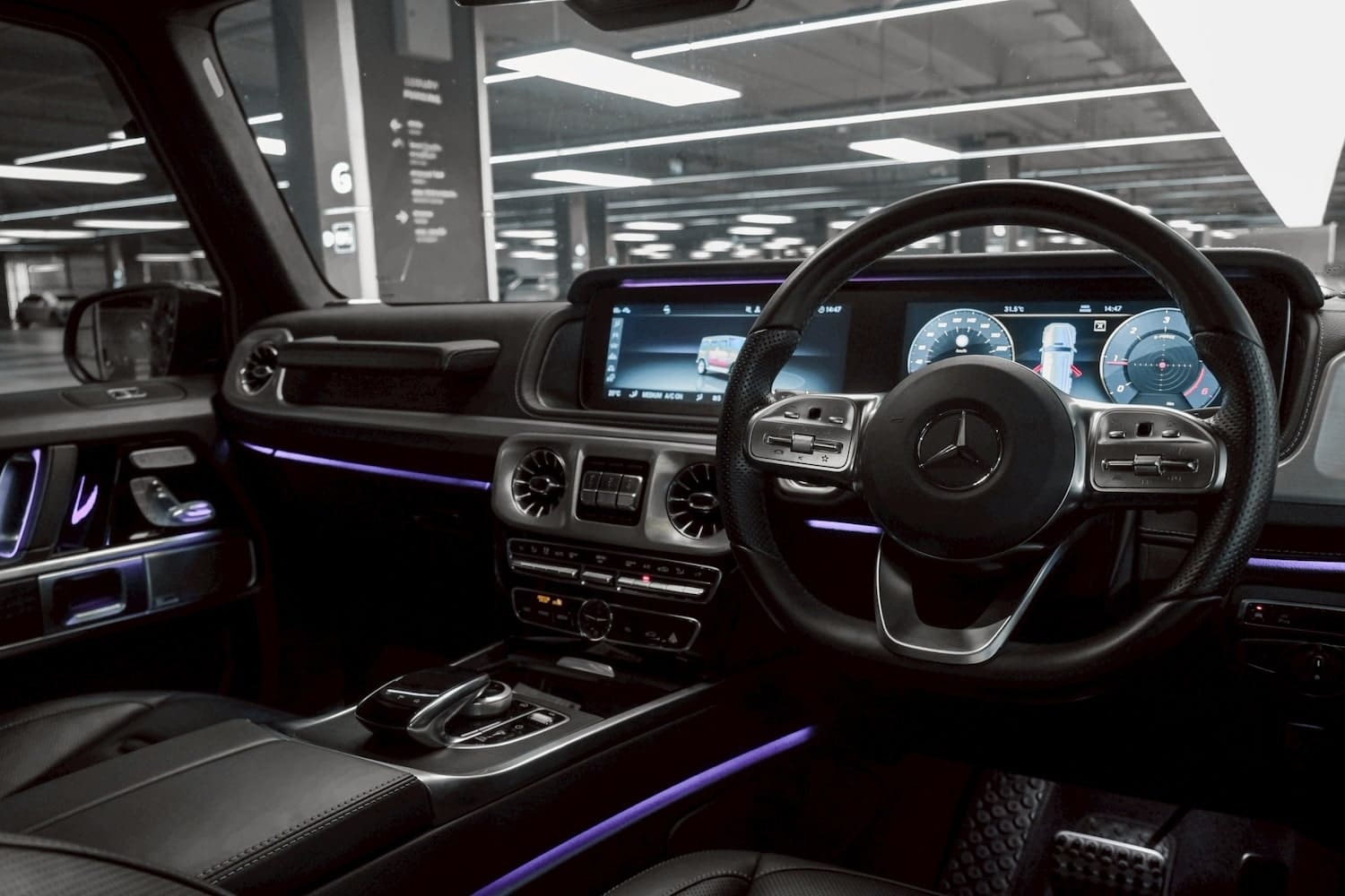 Mercedes G Class Interior