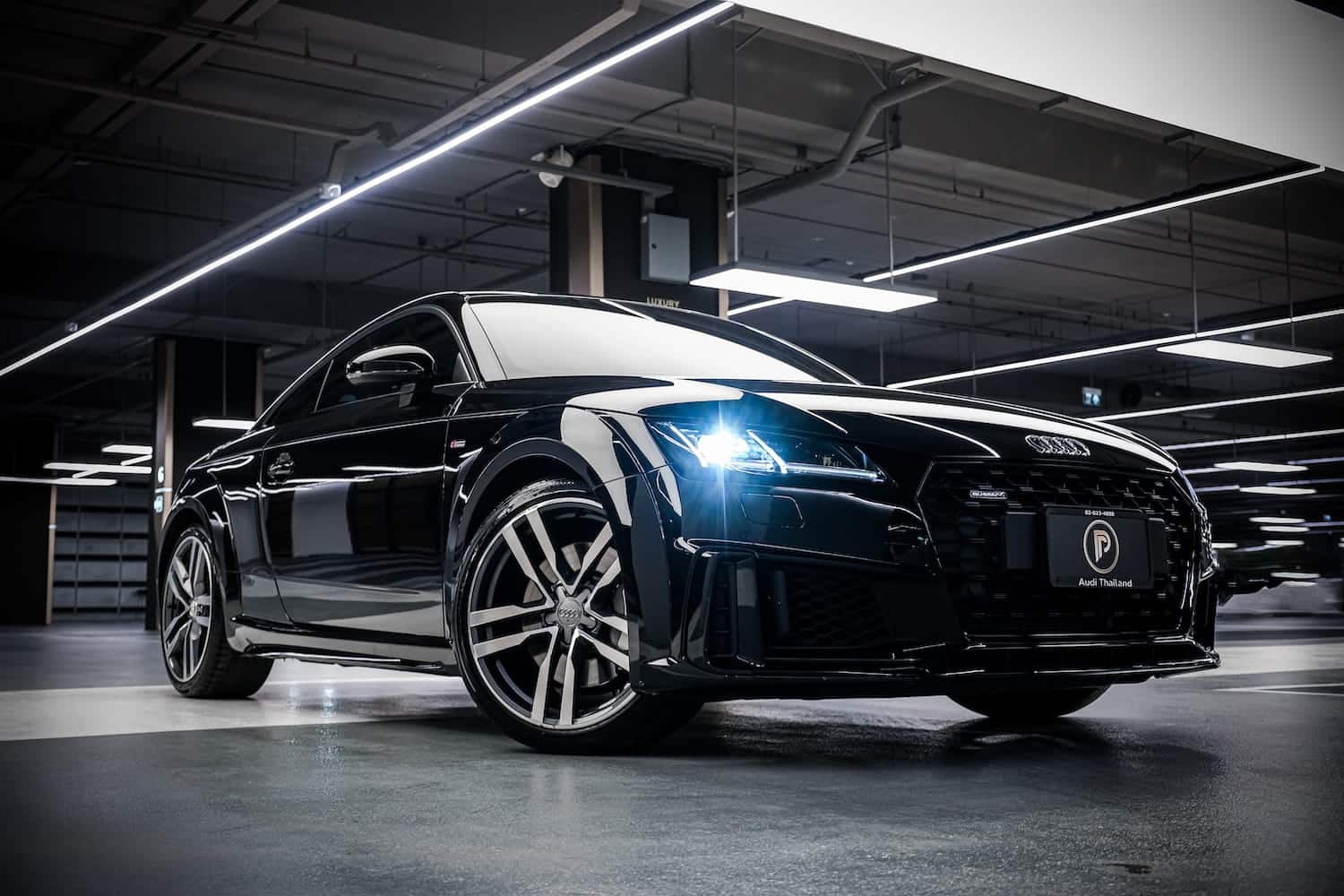 Audi TT Final Edition Black rental Thailand hotel