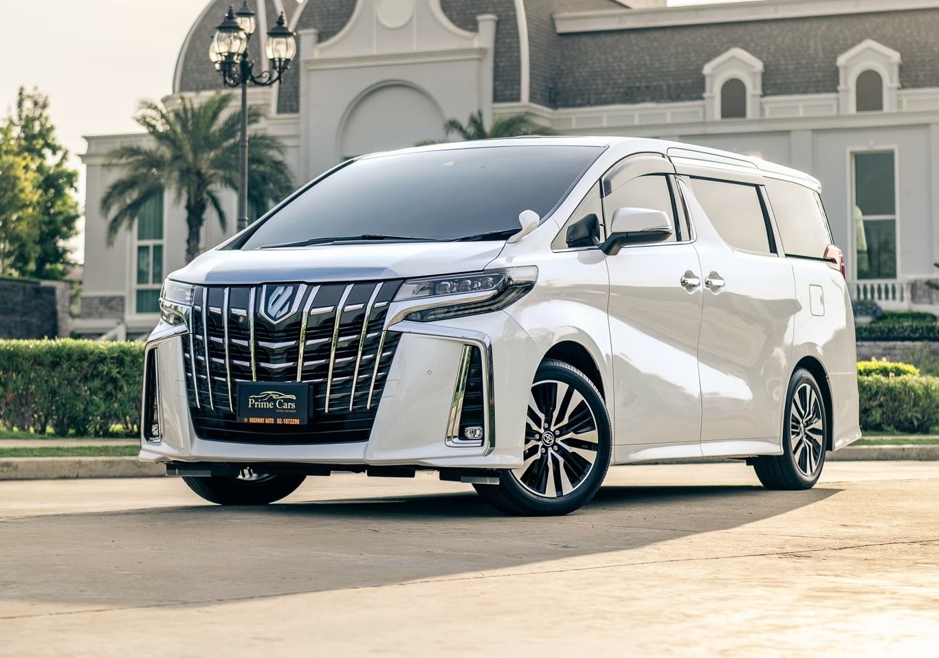 Alphard 30 2.5SC Package 租赁