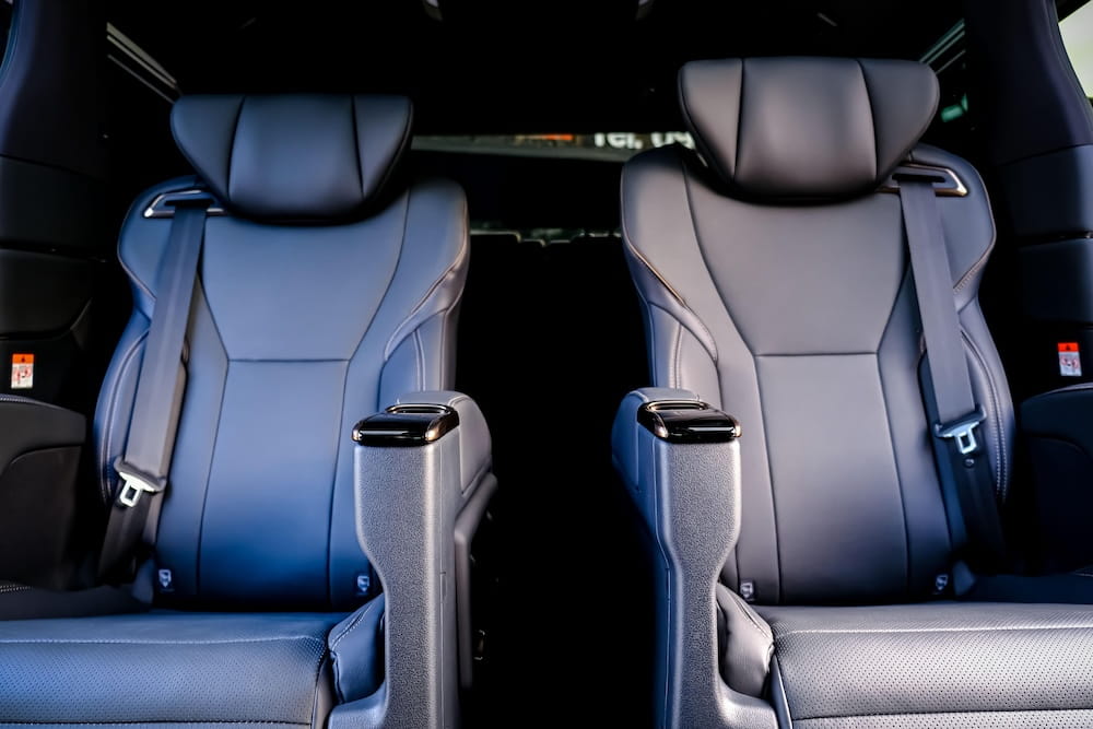 เช่ารถ Alphard 40 ภายใน Captain Seats VIP หรู | Alphard 40 Interior Rental