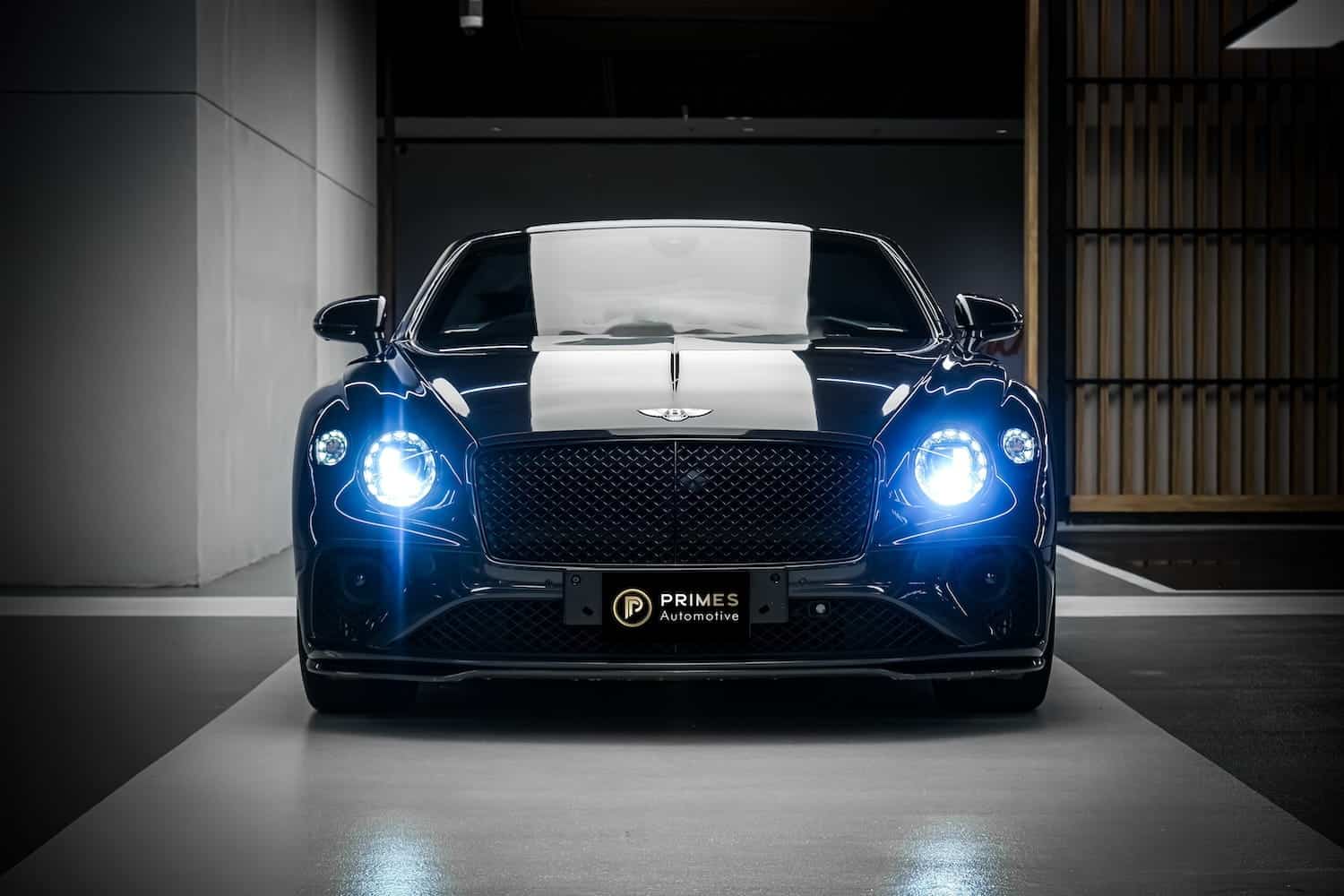 Bentley Continental GT Speed W12 2025 ด้านหน้ามุมสูง — Prime Cars Rental ไทย | Bentley Continental GT Speed W12 2025 front angle Prime Cars Rental Thailand
