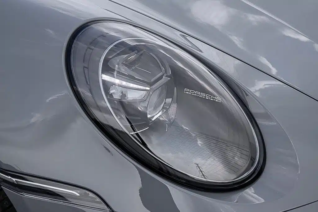 ไฟหน้า LED Matrix X-Sight Porsche 911 Turbo S 992 — เช่ารถ Porsche 911 กรุงเทพ | Porsche 911 Turbo S 992 LED Matrix X-Sight headlight detail